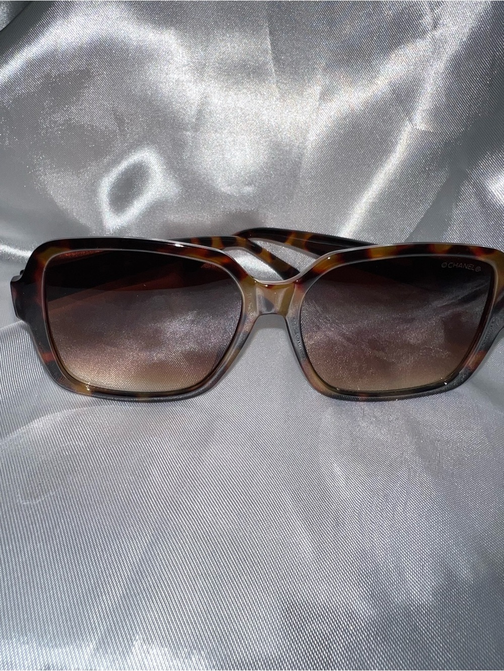 Tortoise Square Women’s Sunglasses - Brown Gradient Lenses